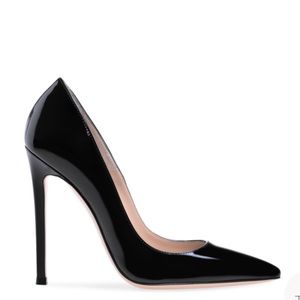 Gianvito Rossi Ellipsis Patent Leather Black Pumps